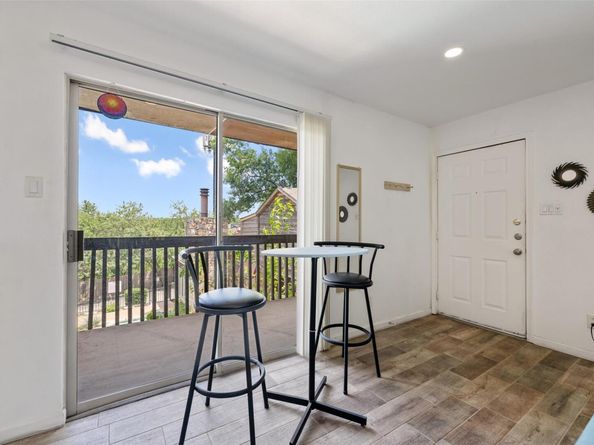 6903 Deatonhill DR 15, Austin TX 78745