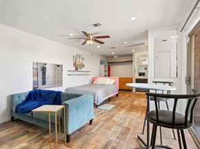 6903 Deatonhill DR 15, Austin TX 78745