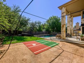 8204 Via Verde DR, Austin TX 78739