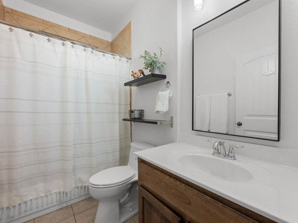 8204 Via Verde DR, Austin TX 78739
