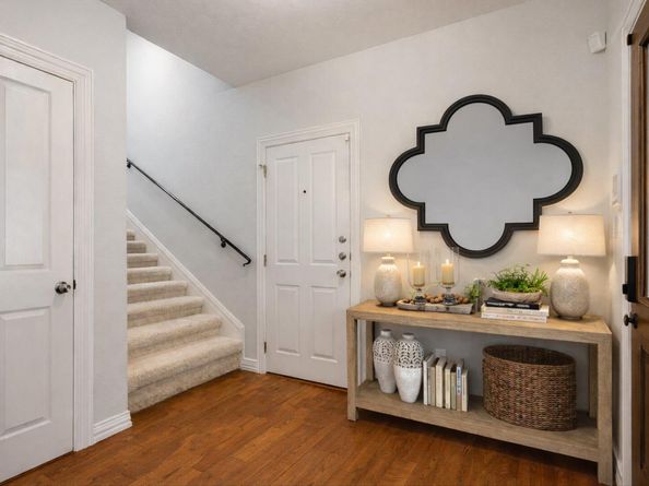 1910 Rue De St Tropez 4, Austin TX 78746