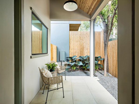 2109 Maple Ave, Austin TX 78722