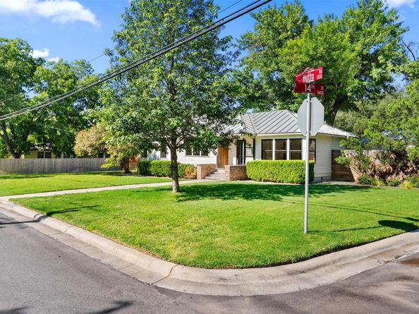 1402 Hutto RD, Georgetown TX 78626