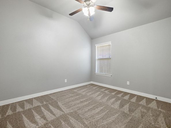 305 Miracle Rose WAY, Liberty Hill TX 78642