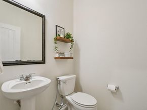 1832 Stinnett DR, Leander TX 78641