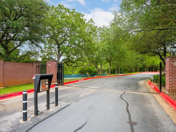 5515 Davis Ln 81, Austin TX 78749
