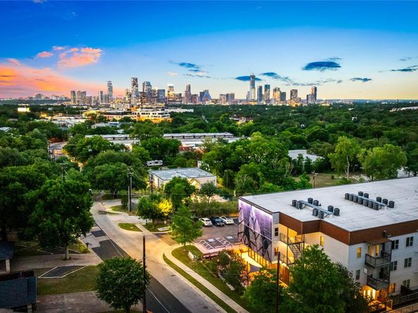 2505 Thornton RD 2305, Austin TX 78704
