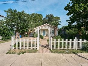 7602 Blessing Ave, Austin TX 78752