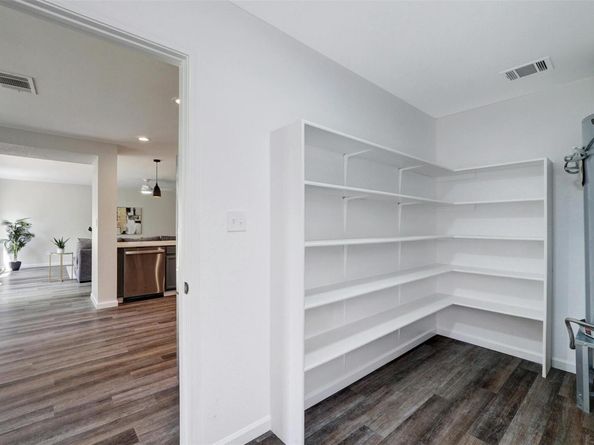 1109 Minerva ST, Austin TX 78753