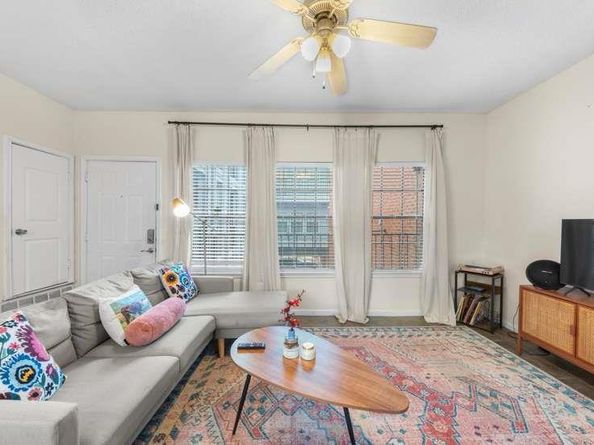 712 W 21st ST 203, Austin TX 78705