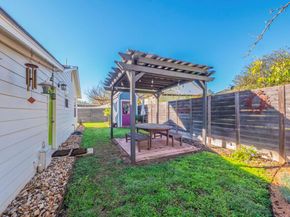 11012 3rd ST, Jonestown TX 78645