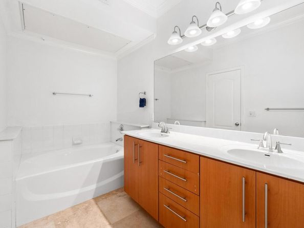11203 Ranch Road 2222 1304, Austin TX 78730