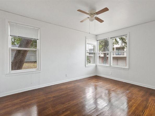 3208 Duval ST, Austin TX 78705