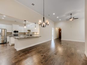 105 Lucia CIR 1, Lakeway TX 78734