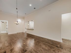 105 Lucia CIR 1, Lakeway TX 78734