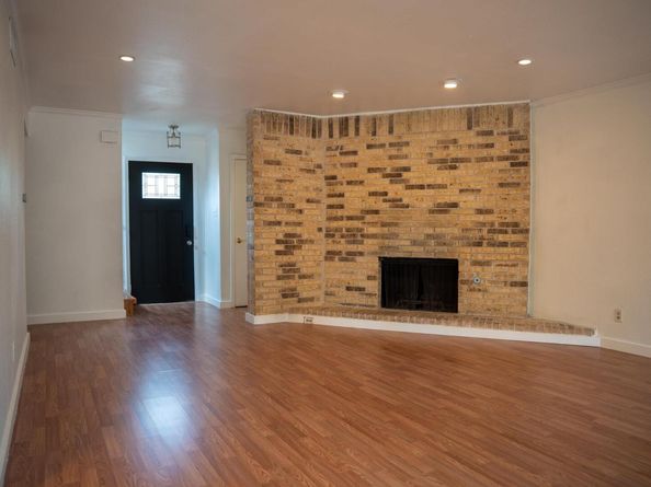 8301 Belclaire LN, Austin TX 78748