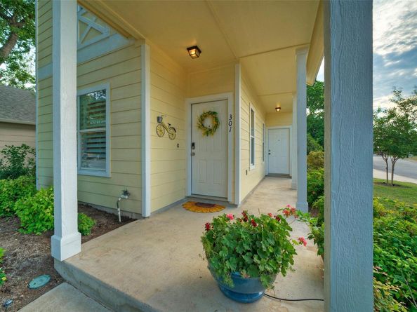 301 Windridge Village CV, Georgetown TX 78626