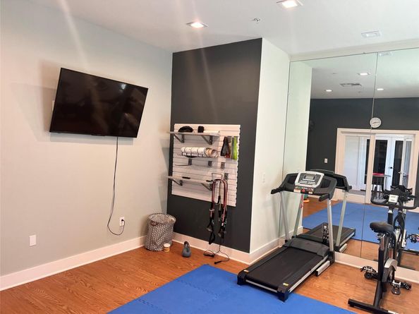 2400 Louis Henna BLVD 208, Round Rock TX 78664