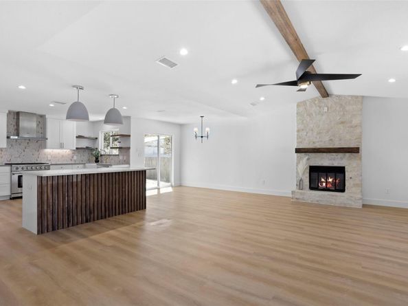 9229 Independence LOOP, Austin TX 78748