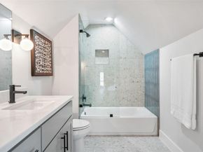 5109 Stone Gate DR 2, Austin TX 78721