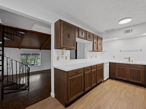 2011 Westridge DR, Austin TX 78704
