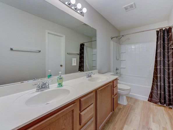 5111 N Hearsey DR, Austin TX 78744