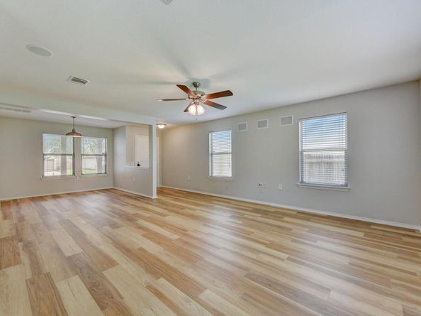 5111 N Hearsey DR, Austin TX 78744