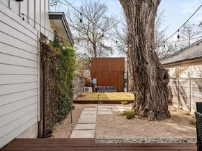 1124 Linden ST B, Austin TX 78702