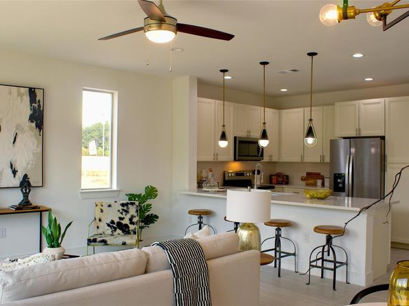 301, 302 & 304 Tesla CIR, Austin TX 78681