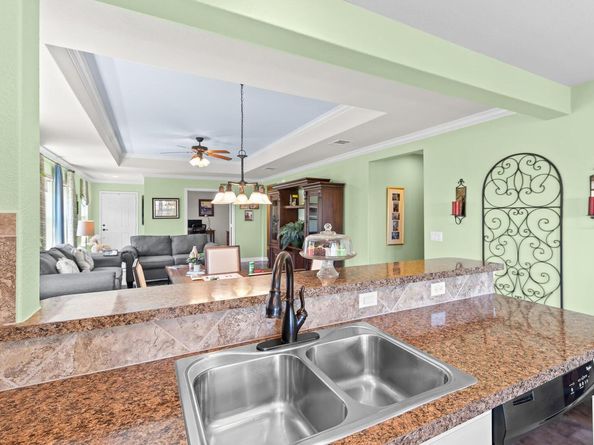 204 Kickapoo Creek LN, Georgetown TX 78633