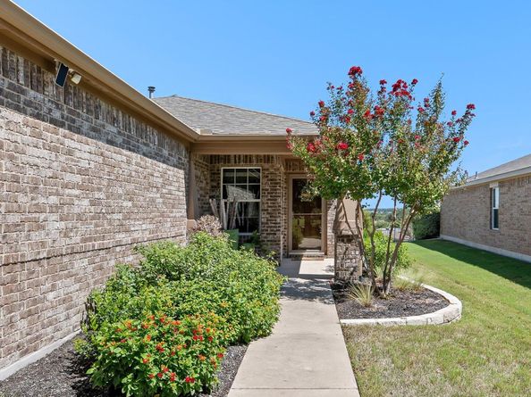 204 Kickapoo Creek LN, Georgetown TX 78633