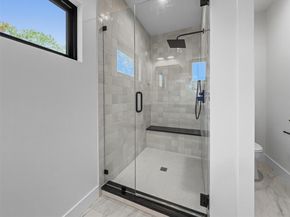 1402 Beckett ST 1B, Austin TX 78757