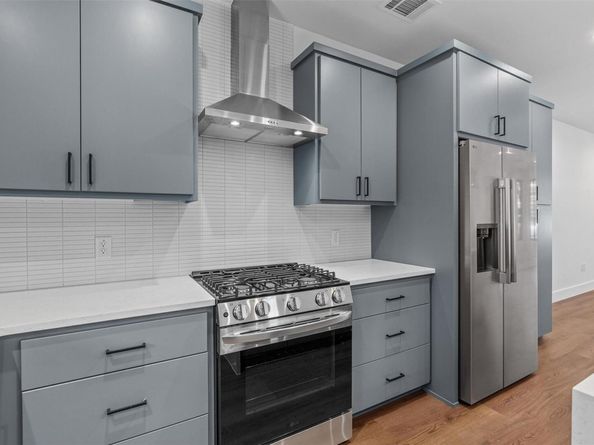1402 Beckett ST 1B, Austin TX 78757
