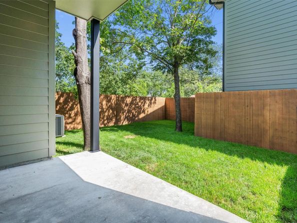 1402 Beckett ST 1B, Austin TX 78757