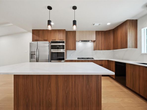 9634 Newfoundland CIR, Austin TX 78758