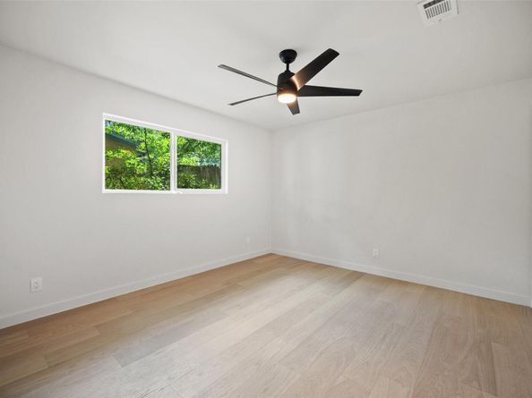 9634 Newfoundland CIR, Austin TX 78758