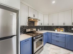 7004 E Meadow Bend DR, Austin TX 78724