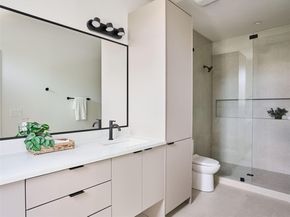 412 Hackberry LN 1, Austin TX 78753
