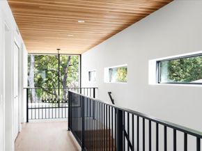 3313 Bonnie RD, Austin TX 78703