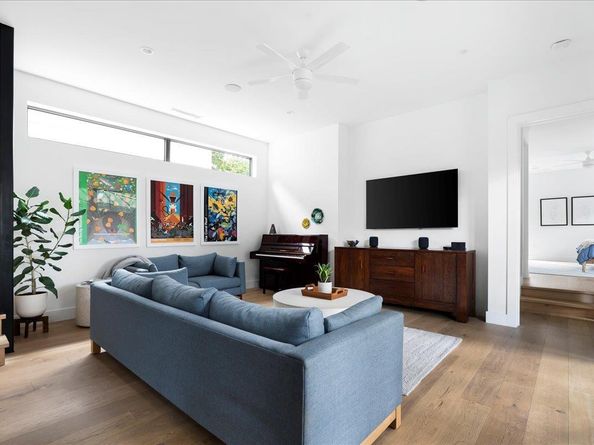 3313 Bonnie RD, Austin TX 78703