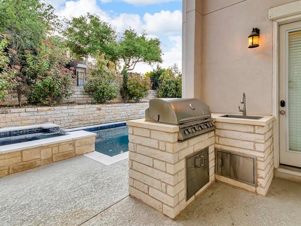 2601 Montebelluna PL, Leander TX 78641