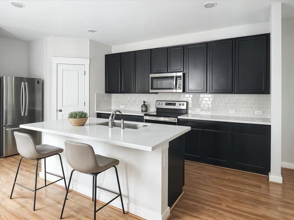 305 Old Trinity WAY, Georgetown TX 78628
