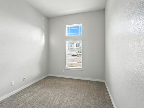 305 Old Trinity WAY, Georgetown TX 78628