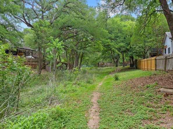 1706 Whitney WAY, Austin TX 78741