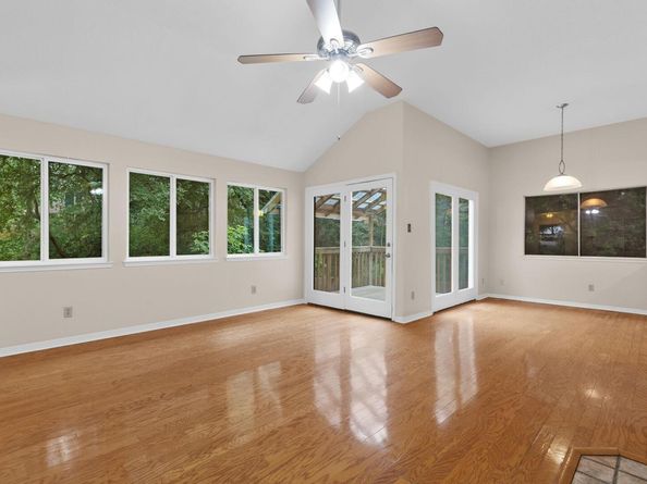 1706 Whitney WAY, Austin TX 78741