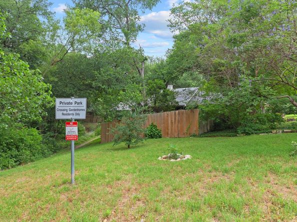 1706 Whitney WAY, Austin TX 78741
