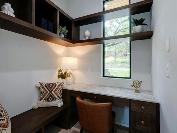 2212 Trailside DR, Austin TX 78704