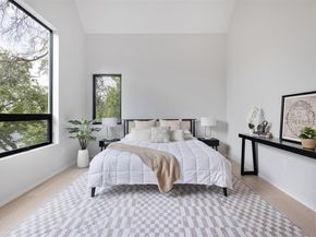 2212 Trailside DR, Austin TX 78704