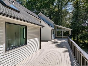 10 Tomahawk Lane, Greenwich CT 06830