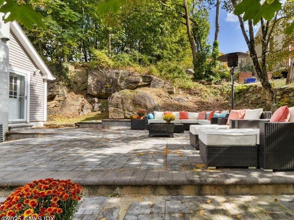 207 Sheephill Road, Riverside CT 06878